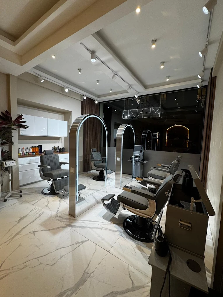 Menzo Barber Debrouckère